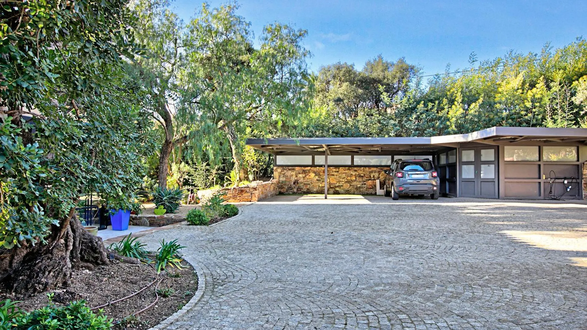 Villa Bayugita Port Grimaud 0*,  Francie